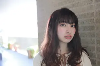 ミディアム 松島 涼花のヘアスタイル