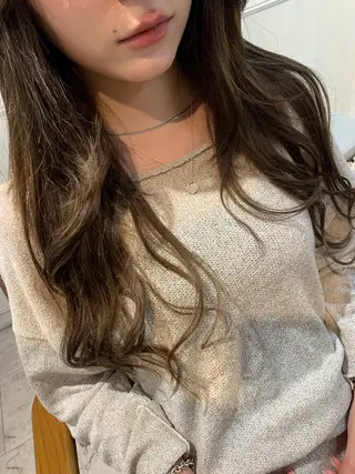 ロング ✨ハイトーン✨艶髪 ✨髪質改善✨和田のヘアスタイル