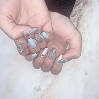 ネイル さくら所属・Nailist Risaのネイルデザイン