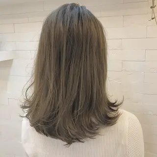 セミロング ハイライト✖️ 暗髪🤎Nahoのヘアスタイル