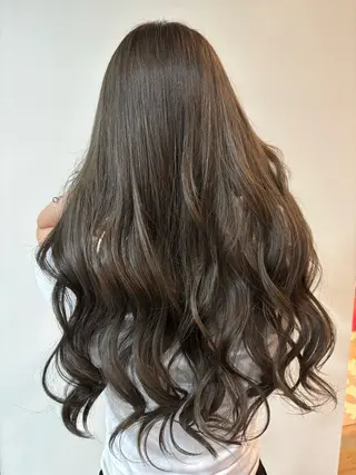 ロング カラー 木下 みさきのヘアスタイル