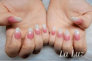 ネイル 小川 真里奈のネイルデザイン