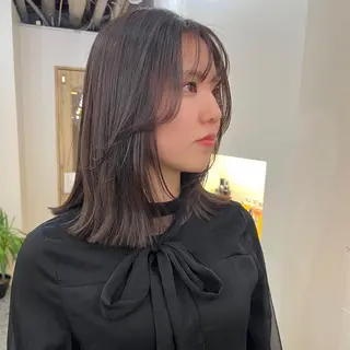 ミディアム カラー 透明感カラー/顔周り 臼井逸美のヘアスタイル
