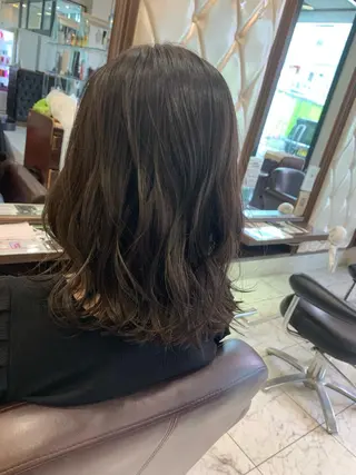 ミディアム カラー esperance所属・安部 志弥のヘアスタイル