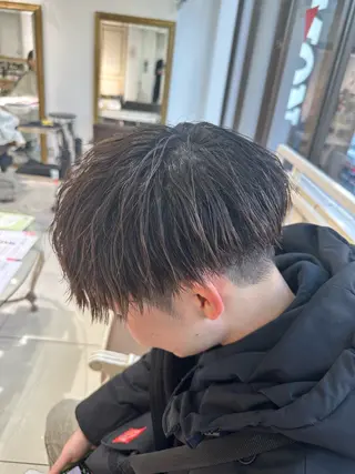 メンズ SALOWIN渋谷caldo店B1所属・岐津公太 メンズ縮毛矯正のプロのヘアスタイル