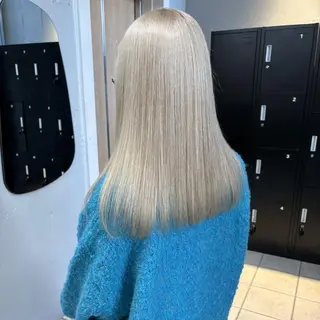 カラー ミディアム NANAMI ✨ハイトーンカラーのヘアスタイル