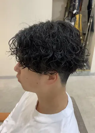 ショート パーマ メンズ クセを最大限に活かす メンズパーマ奈良大祐のヘアスタイル