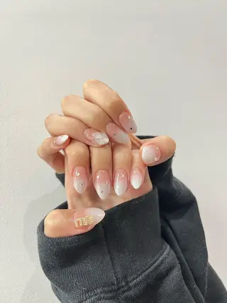 ネイル éclat-nail salon-所属・松本 ゆみかのネイルデザイン