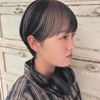 ショート カラー RorriM natsuのヘアスタイル