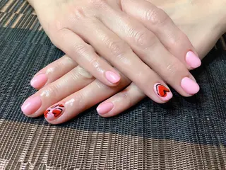 ネイル 伊藤 美里のネイルデザイン