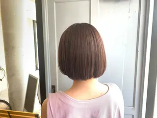 ショート カラー ツキダテ ユイのヘアスタイル