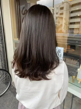 カラー インナー×縮毛矯正 ピンクカラー澤井里菜のヘアスタイル