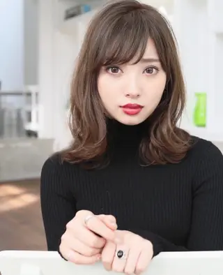 ミディアム 山田 みかのヘアスタイル