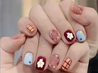 ネイル 高木 維麗絲のネイルデザイン