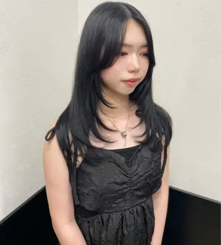 ロング カラー 渋谷🖤 艶髪🖤透明感カラーのヘアスタイル