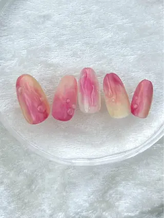 ネイル gratitude 斎藤のネイルデザイン