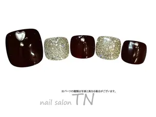 ネイル 中島 実穂のネイルデザイン