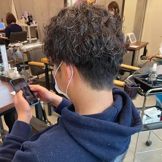 ショート パーマ メンズ LIBERTY-A所属・西大島美容師 渡部仁太のヘアスタイル