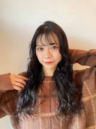 ロング カラー fulam所属・MIKU ／fulamのヘアスタイル