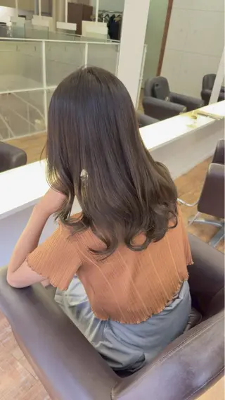 カラー 本村 希樹のヘアスタイル