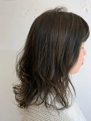 ミディアム カラー newi 京橋 【yuuki】のヘアスタイル