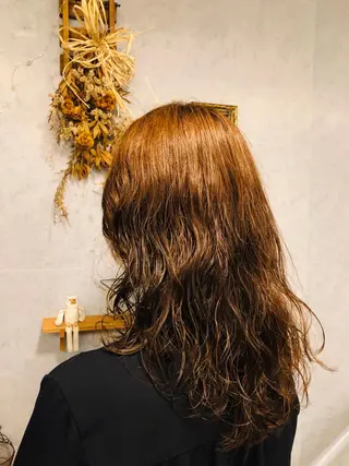 ロング パーマ 本多 美羽のヘアスタイル