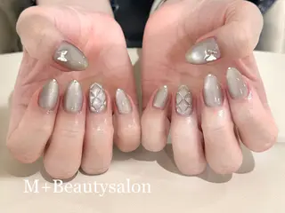 ネイル M+  Beauty Salonのネイルデザイン
