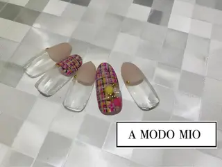 ネイル A MODO MIOのネイルデザイン