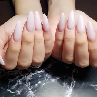 ミディアム ネイル クロキ 。のネイルデザイン