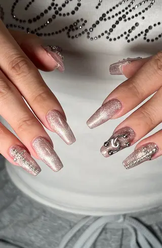 ネイル ネイリスト シンのネイルデザイン