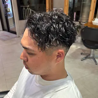 メンズ KUMA/インナー /メンズパーマのヘアスタイル