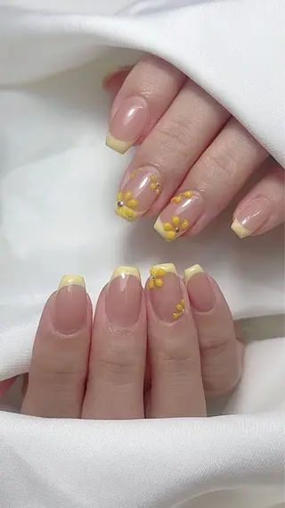 ネイル Nhit Nailsのネイルデザイン