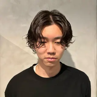 パーマ メンズ Aust hair Stella新宿所属・Yuki☺︎パーマ レイヤーカットのヘアスタイル