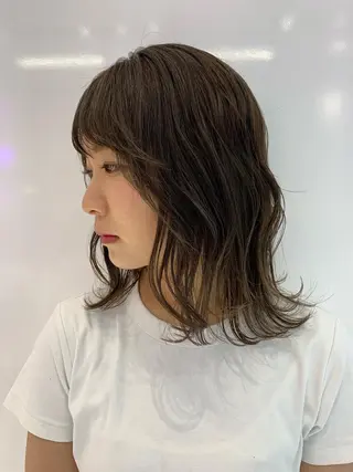 ミディアム ハッシュカット/ハイ トーン/MANAMIのヘアスタイル