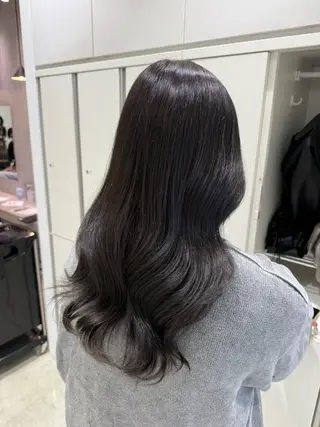 ロング VIV所属・内田 涼風のヘアスタイル