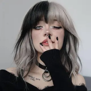 カラー 莉乃/縮毛矯正/髪質 改善/艶カラーのヘアスタイル