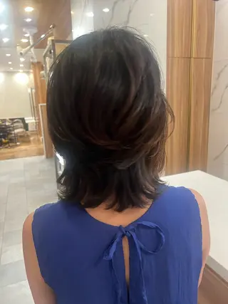 ミディアム 村中 逸紀のヘアスタイル