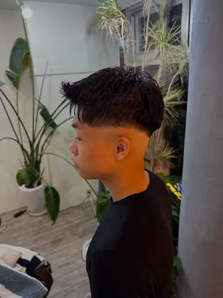 カラー パーマ メンズ WEST O LAND所属・若尾 貴斗のヘアスタイル