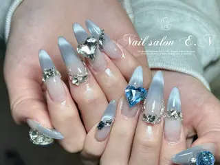 ネイル E.N🦋 長さ出し/持ち込みのネイルデザイン