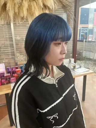 カラー 犬塚 梨花のヘアスタイル