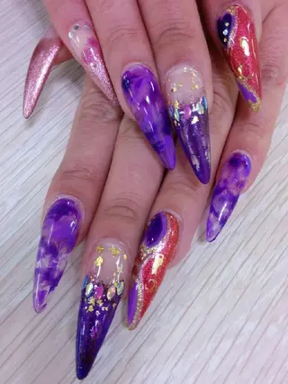 ネイル エステとネイル ローズコンフォートのネイルデザイン