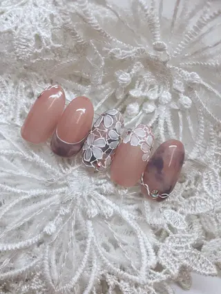 ネイル Flowerネイルサロン所属・. yukiのネイルデザイン