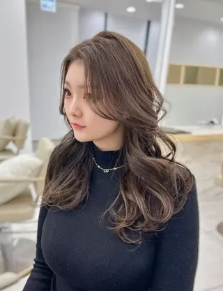 ロング カラー MAEUL NAGOYA所属・前髪顔周り/レイヤー 韓国/桔川恒のヘアスタイル