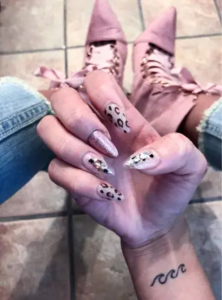 ネイル SESUNNY セサニー　SEIRAのマツエク・マツパデザイン