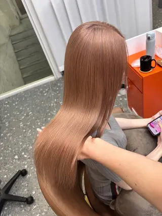 ロング カラー 🫧 栄ハイトーン Yasuyo🫧のヘアスタイル