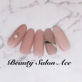 ネイル Beauty Salon Ace（ネイルサロン　エース）所属・池袋フィルイン Ace♡長さだしのネイルデザイン