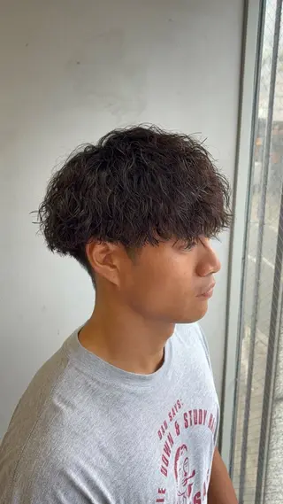 メンズ men's salon gaudi梅田茶屋町店所属・青木 星翔のヘアスタイル