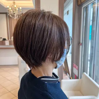 ショート カラー ナチュラル暖色カラー 🤎 佐藤栞のヘアスタイル