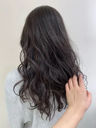 ロング カラー ヘアアレンジ 韓国レイヤー🖤🤍 /うえのゆずのヘアスタイル