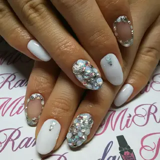ネイル MiRanda Nail所属・MiRanda 保坂 舞のネイルデザイン